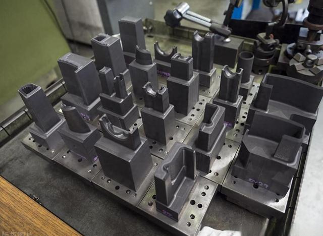 3D Printed Metal Injection Molds